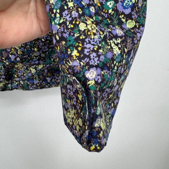 This is a Burton Dryride women's ski jacket in a multicolored ditsy floral print - Picture 10 of 16